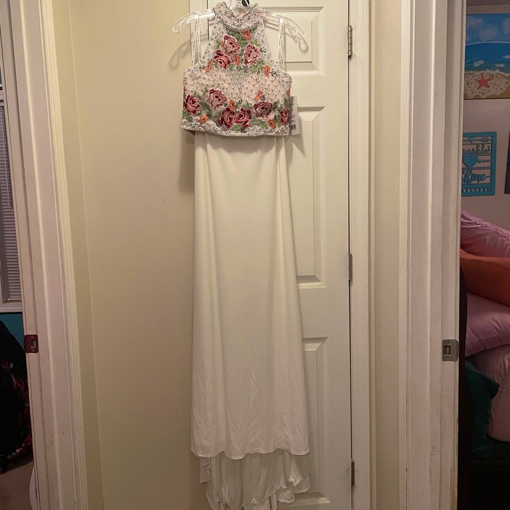 White floral two piece prom dress